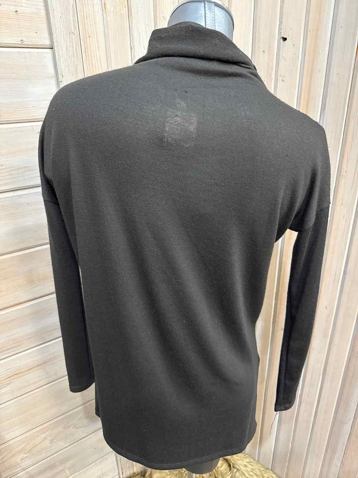 S - Love In Turtleneck