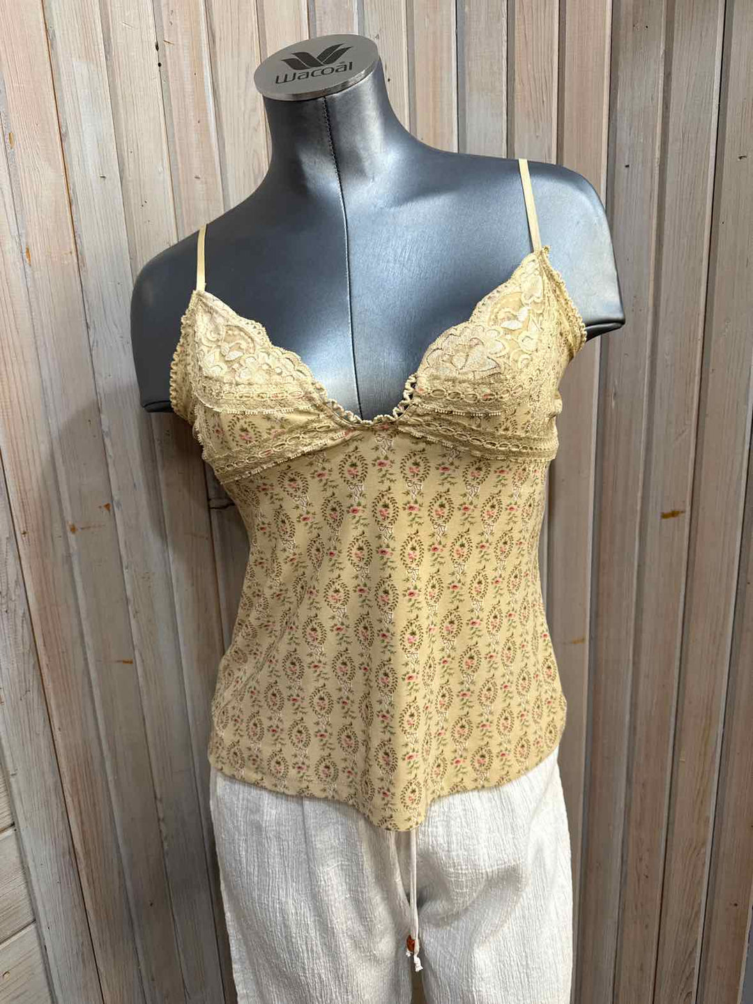 M - No Boundaries Tank