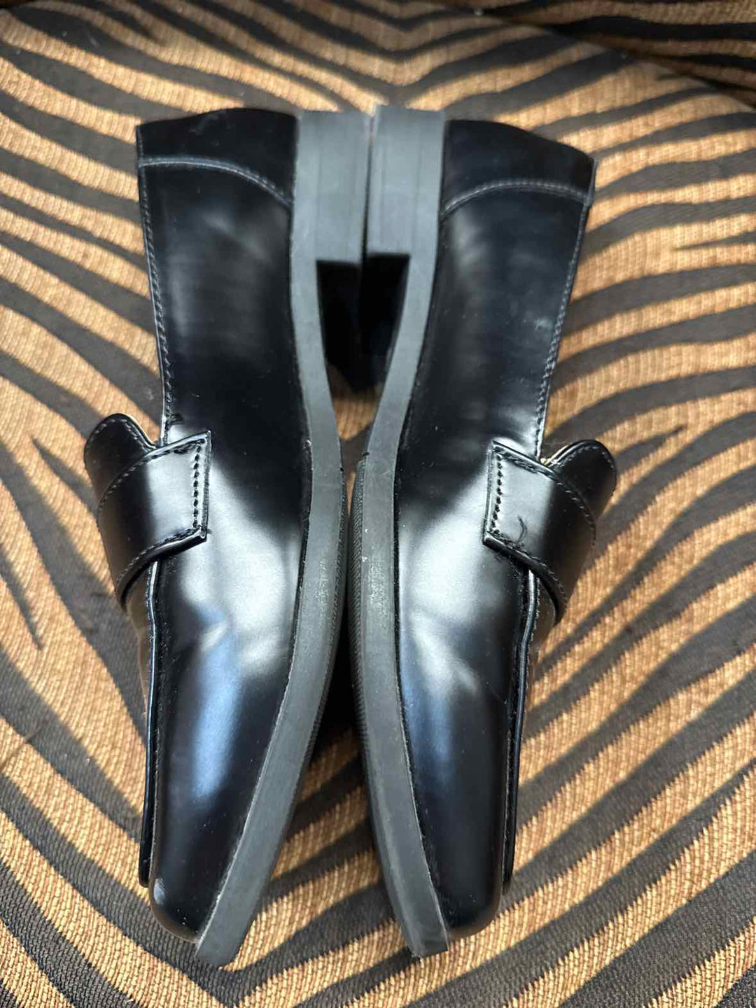 7 - Liz Claiborne Slip-on