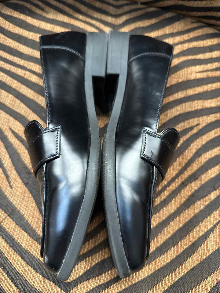 7 - Liz Claiborne Slip-on