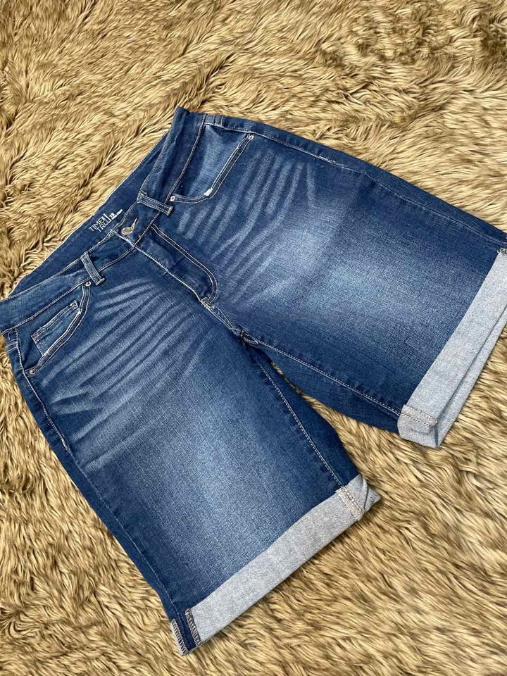 12 - Time and Tru Shorts