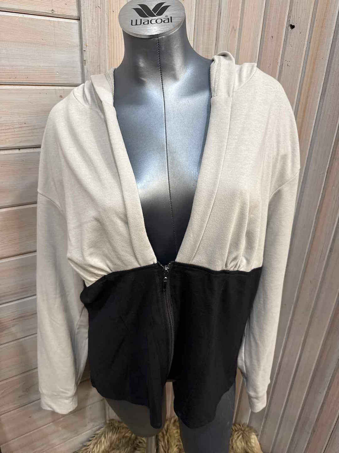 2X - Venus Hoodie