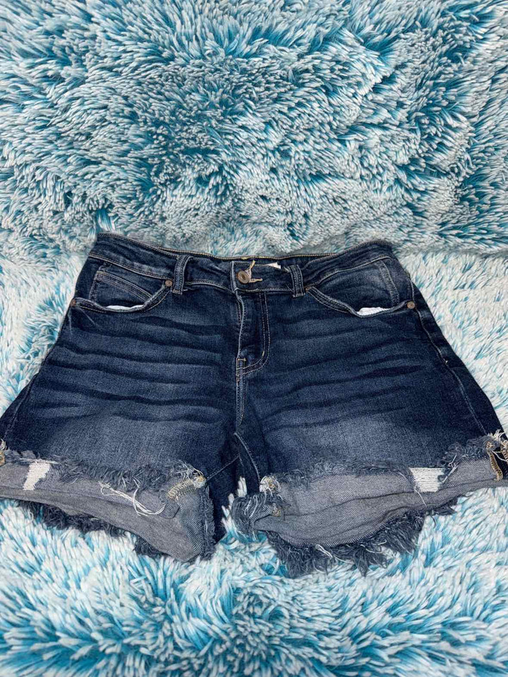 27 - Kancan Shorts