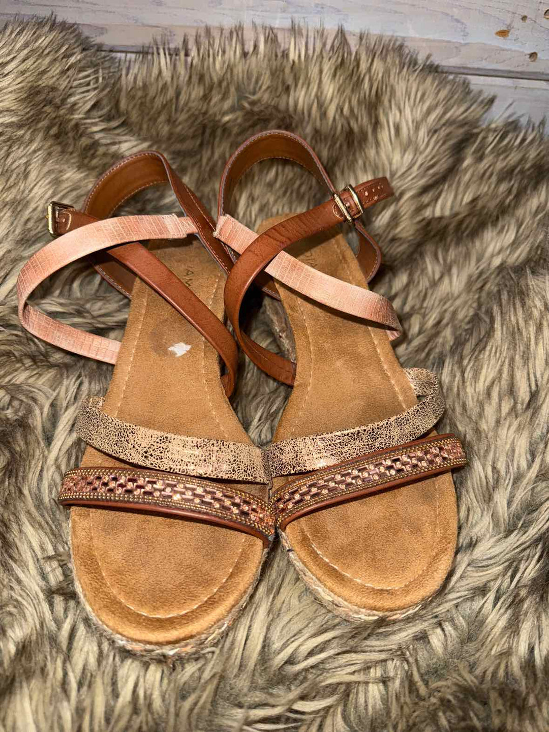 8.5 - Andiamo Wedge