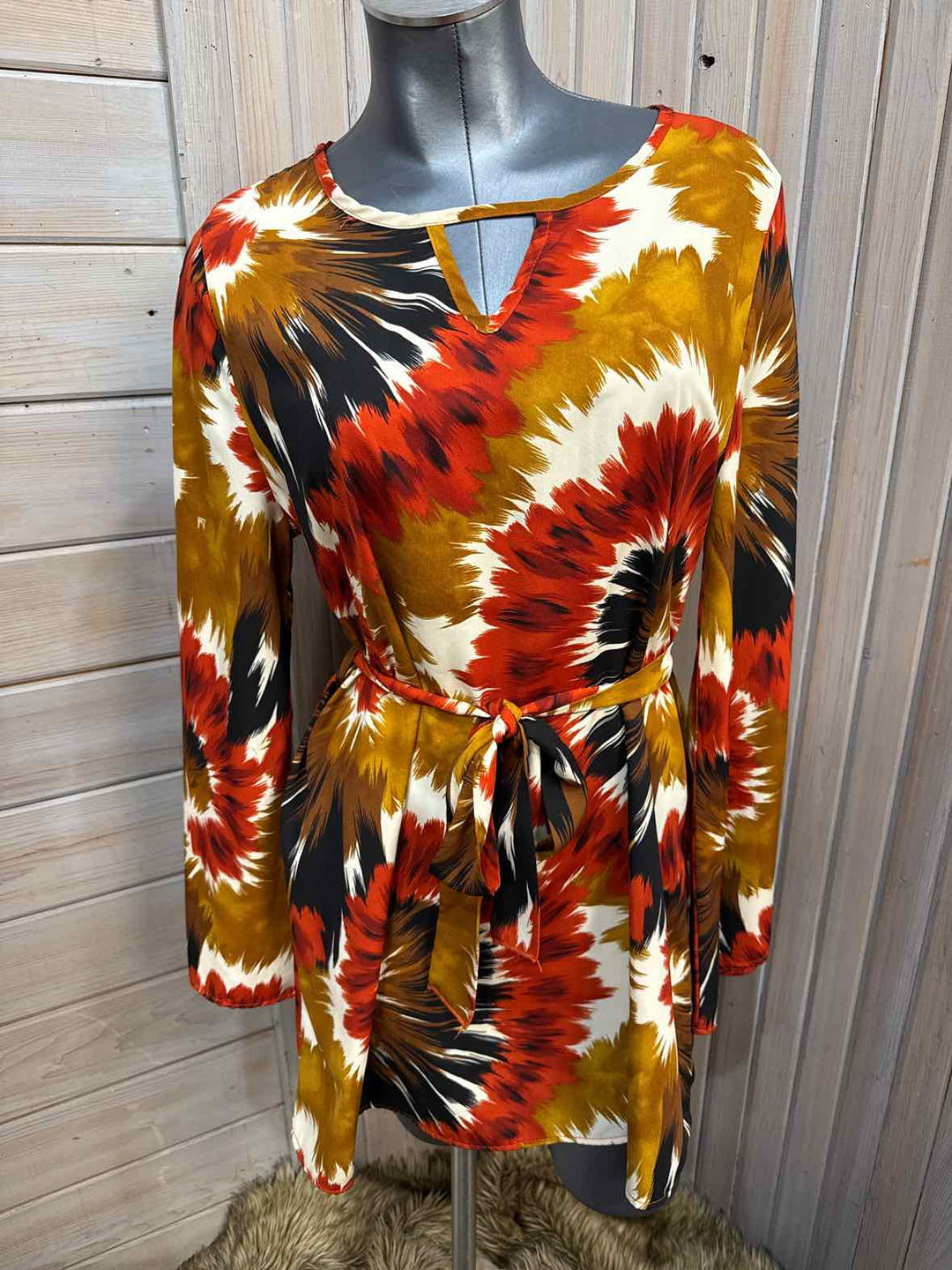 L - Auditions Tunic