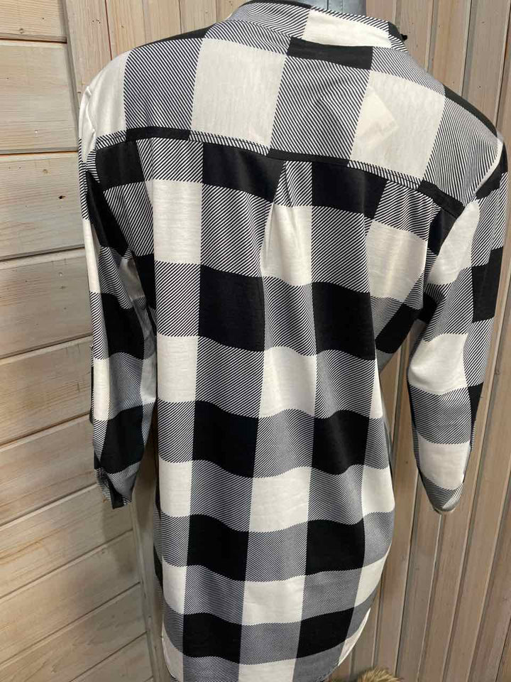 L - St. Jubileens 3/4 Sleeve