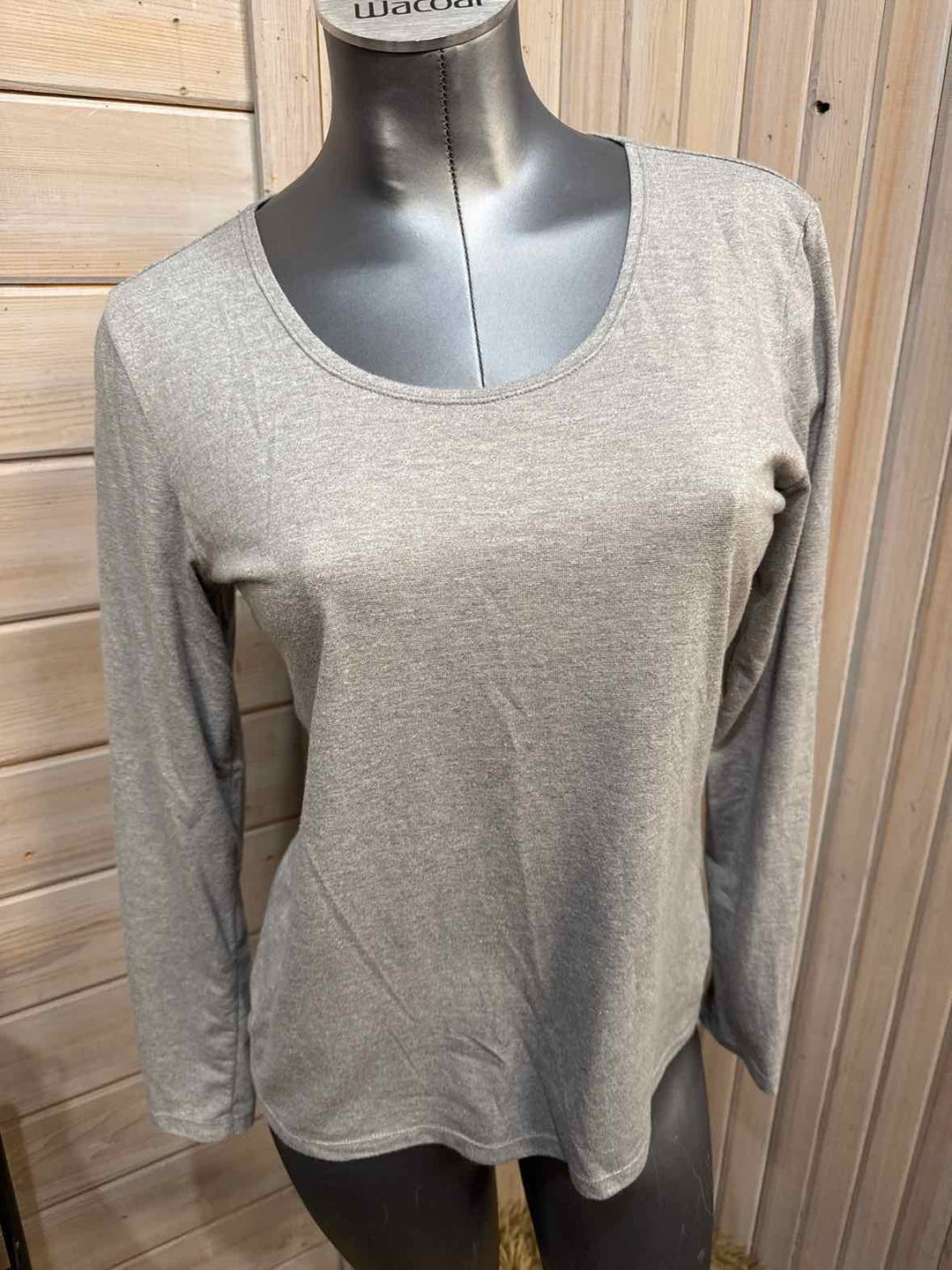 L - 32 degrees Long Sleeve