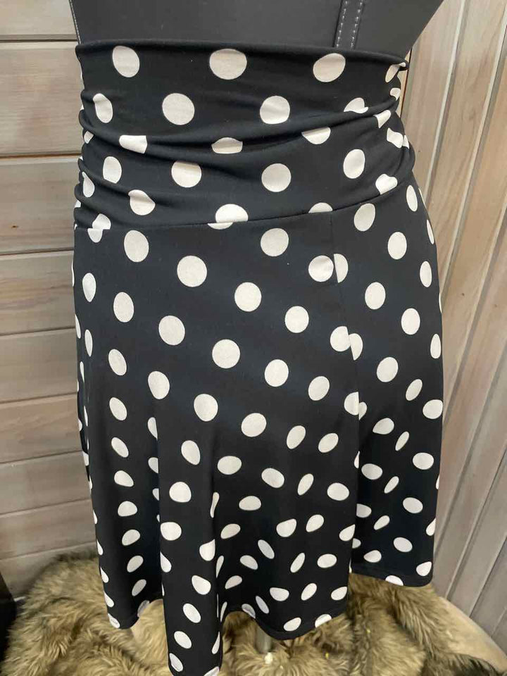 L - Maurices Skirt