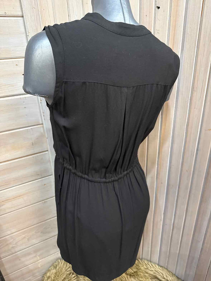 M - Loft Dress