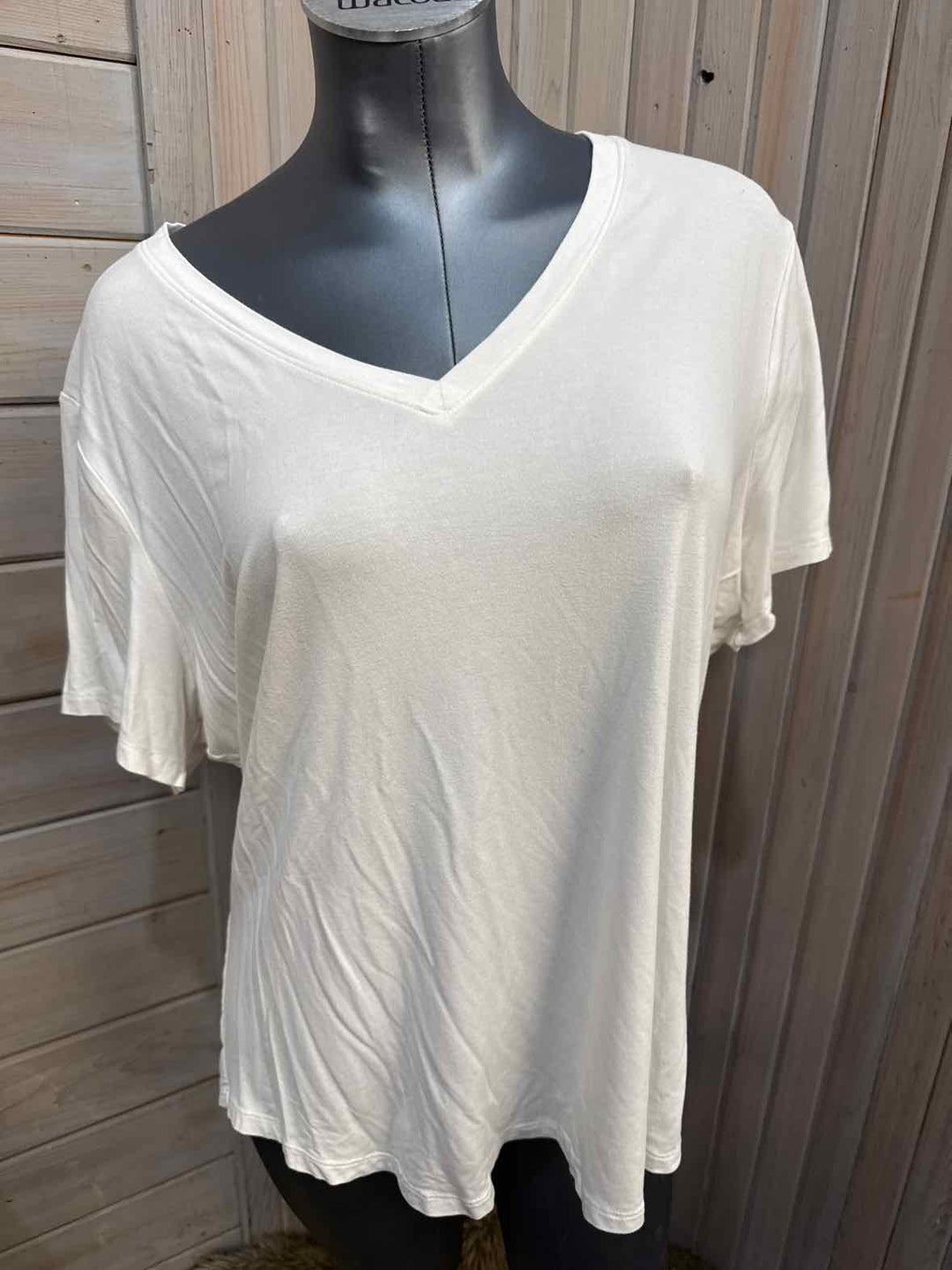 XL - Old Navy T-Shirt