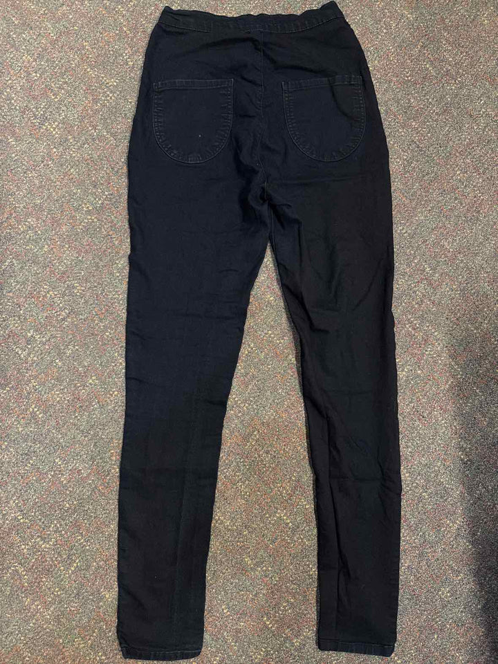 11 - Fashion Nova Jegging