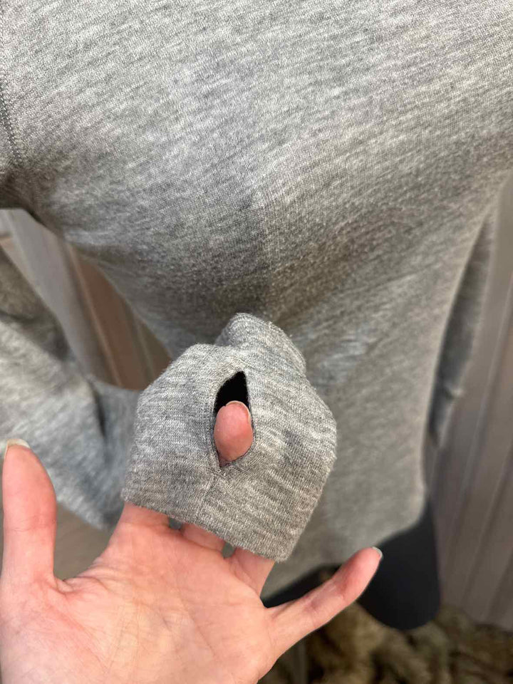 S - Champion Long Sleeve