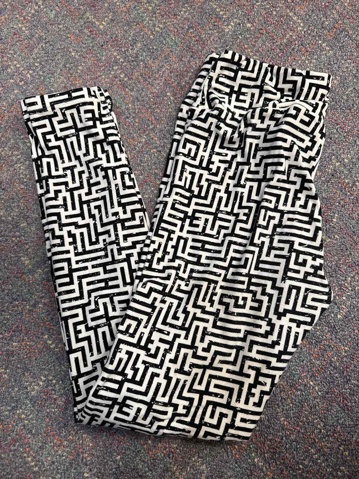 One Size - LuLaRoe Leggings