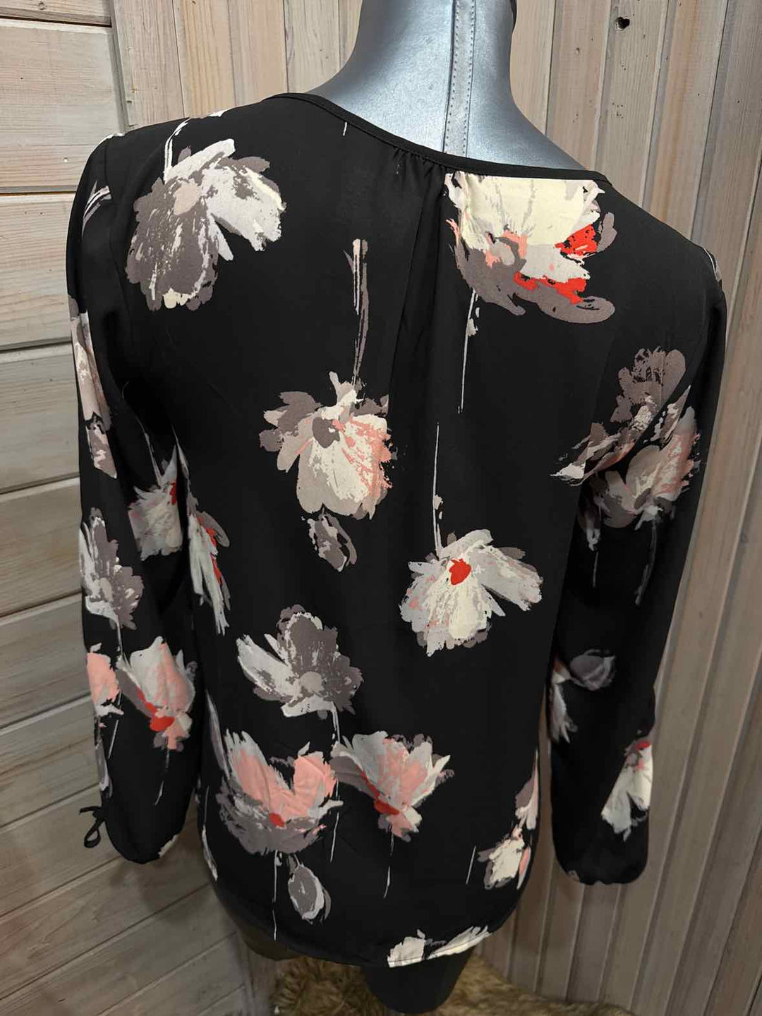 S - Maurices Cold Shoulder