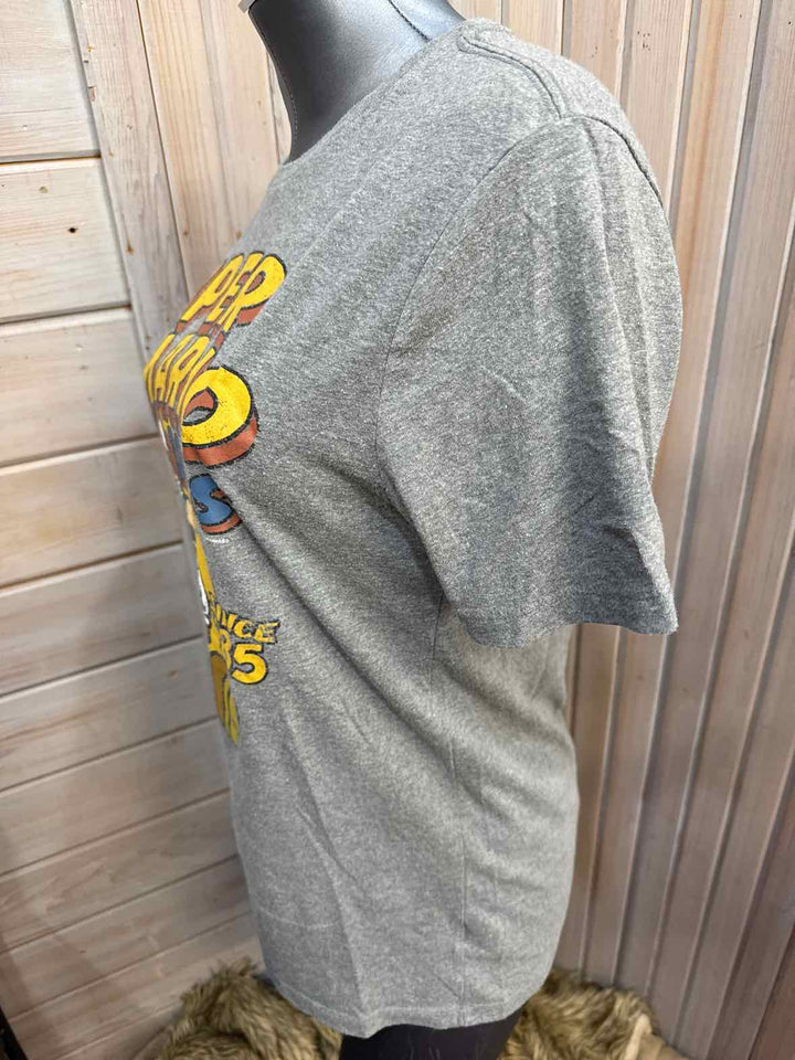 S - Old Navy T-Shirt