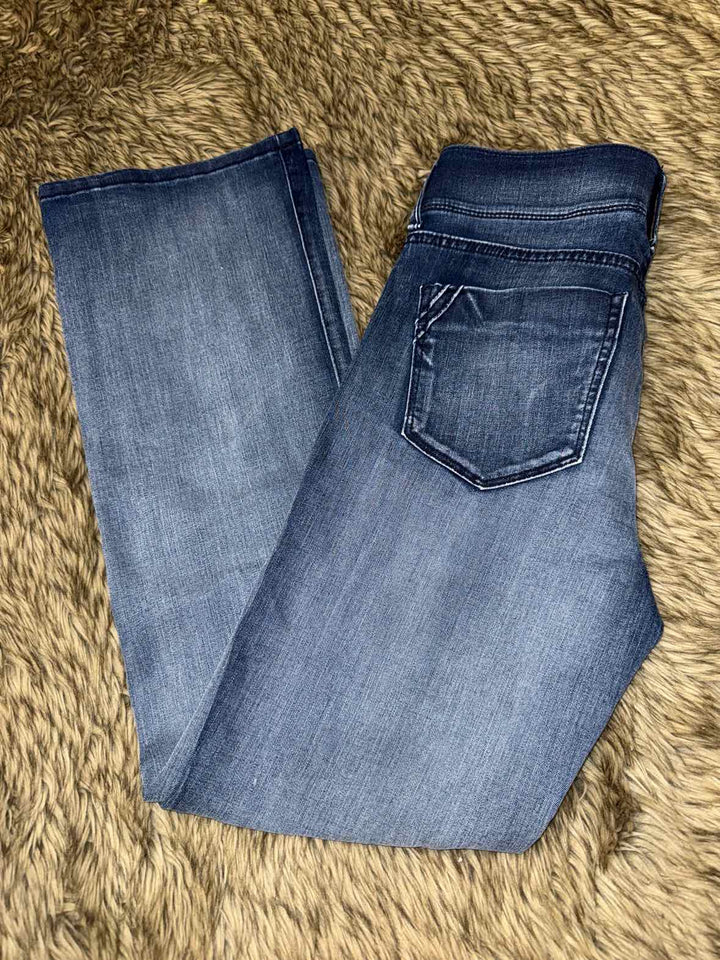 12 - Apt. 9 Jeans