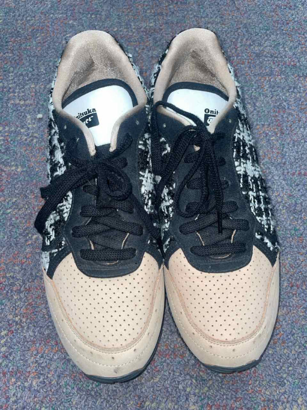 9.5 - Onitsuka Tiger Sneakers