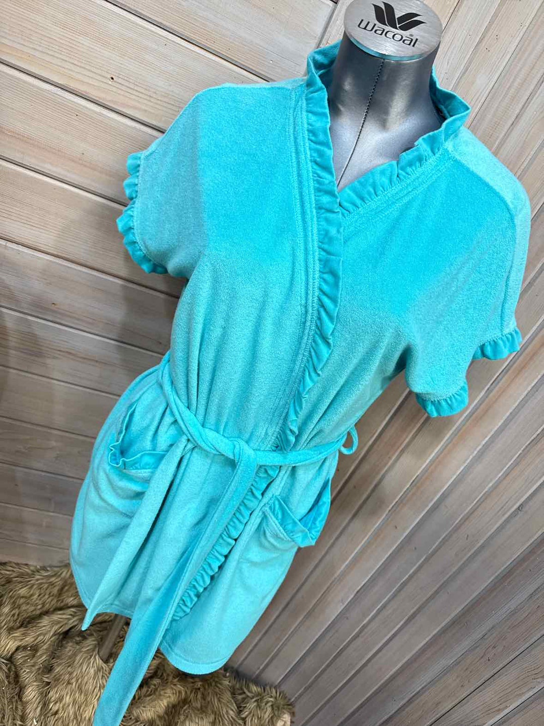 M - Relativity Robe