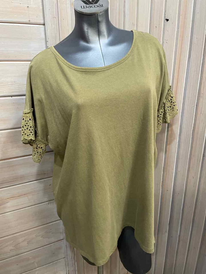 L - a.n.a. T-Shirt