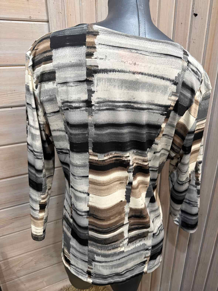 XL - Tribal 3/4 Sleeve