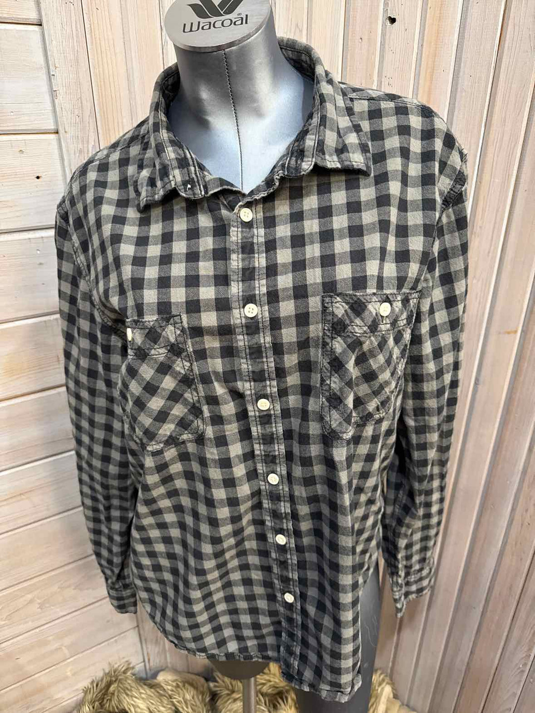 XL - Arizona Button Down