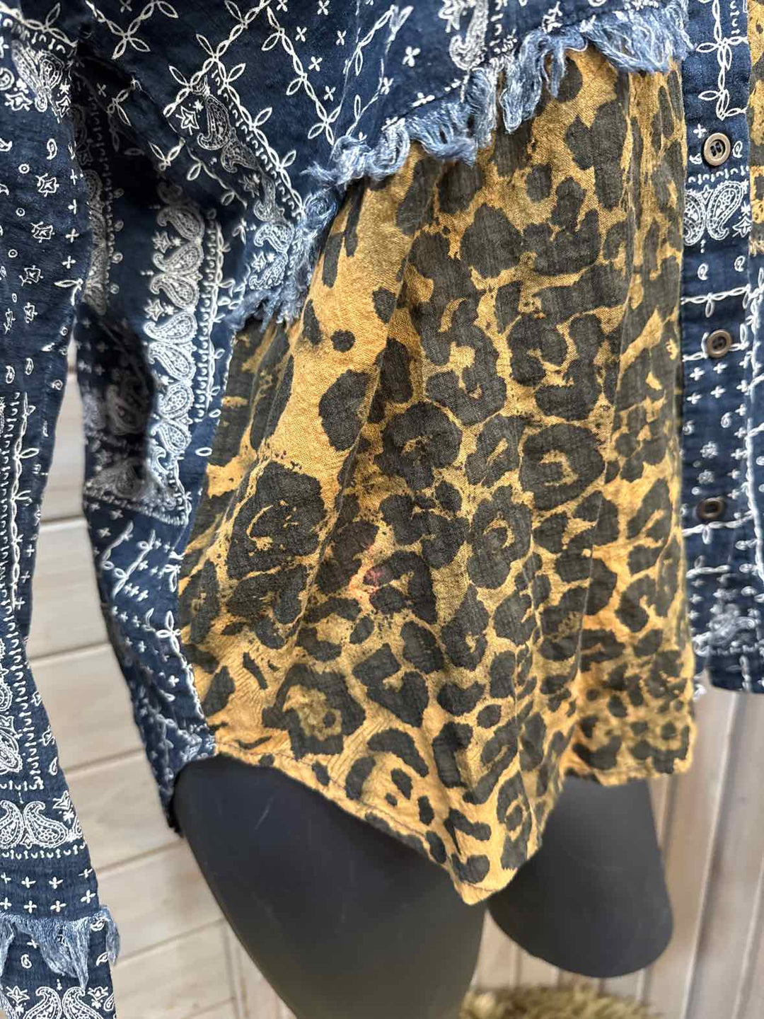 S - ODDY Button Down