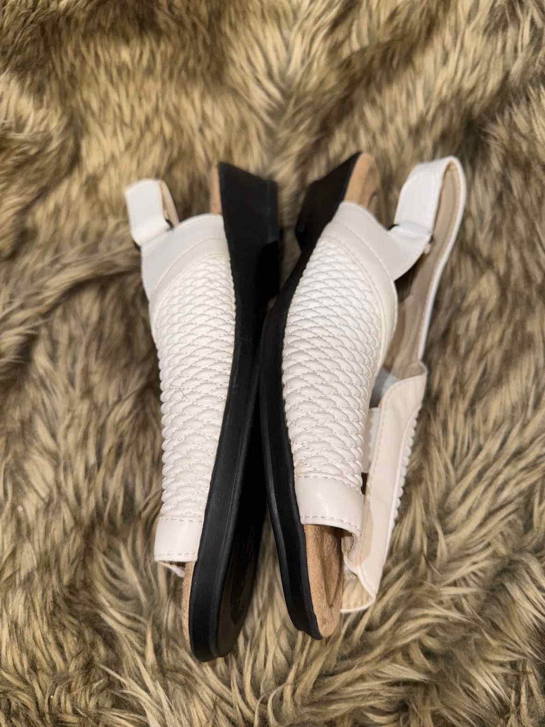 8W - Stretch'n Form by Beacon Sandals