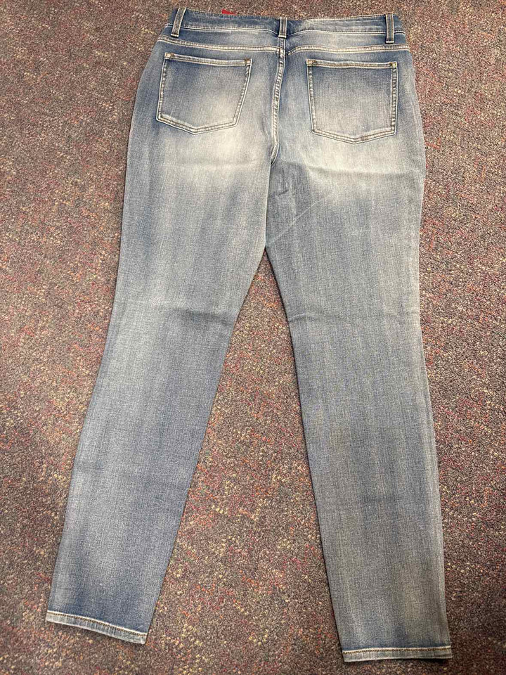 12 - Time and Tru Jeans