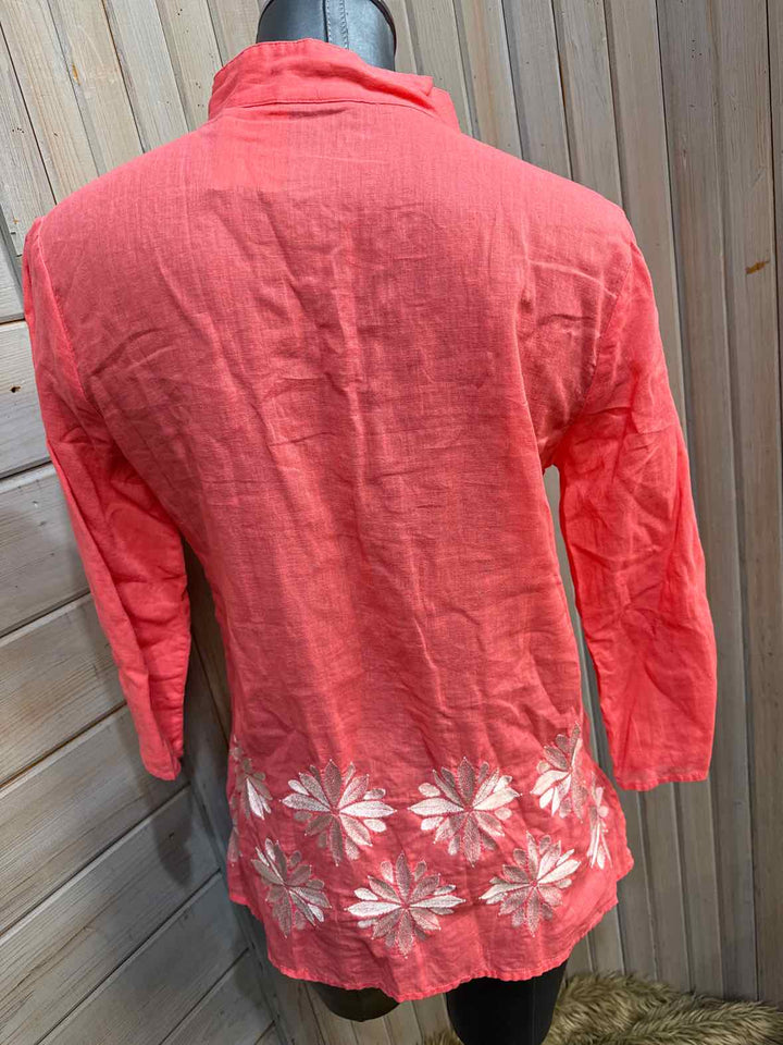 S - Unknown 3/4 Sleeve