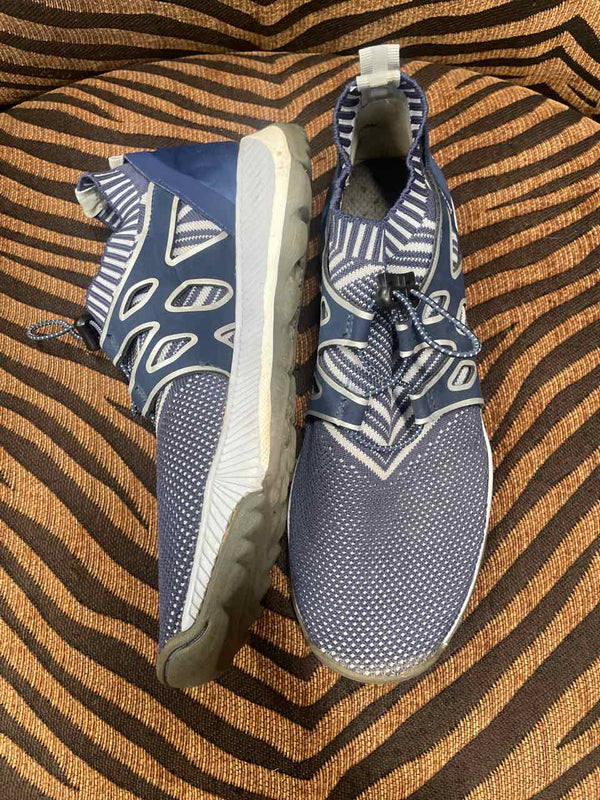 8.5 - Jambu Athletic Shoe