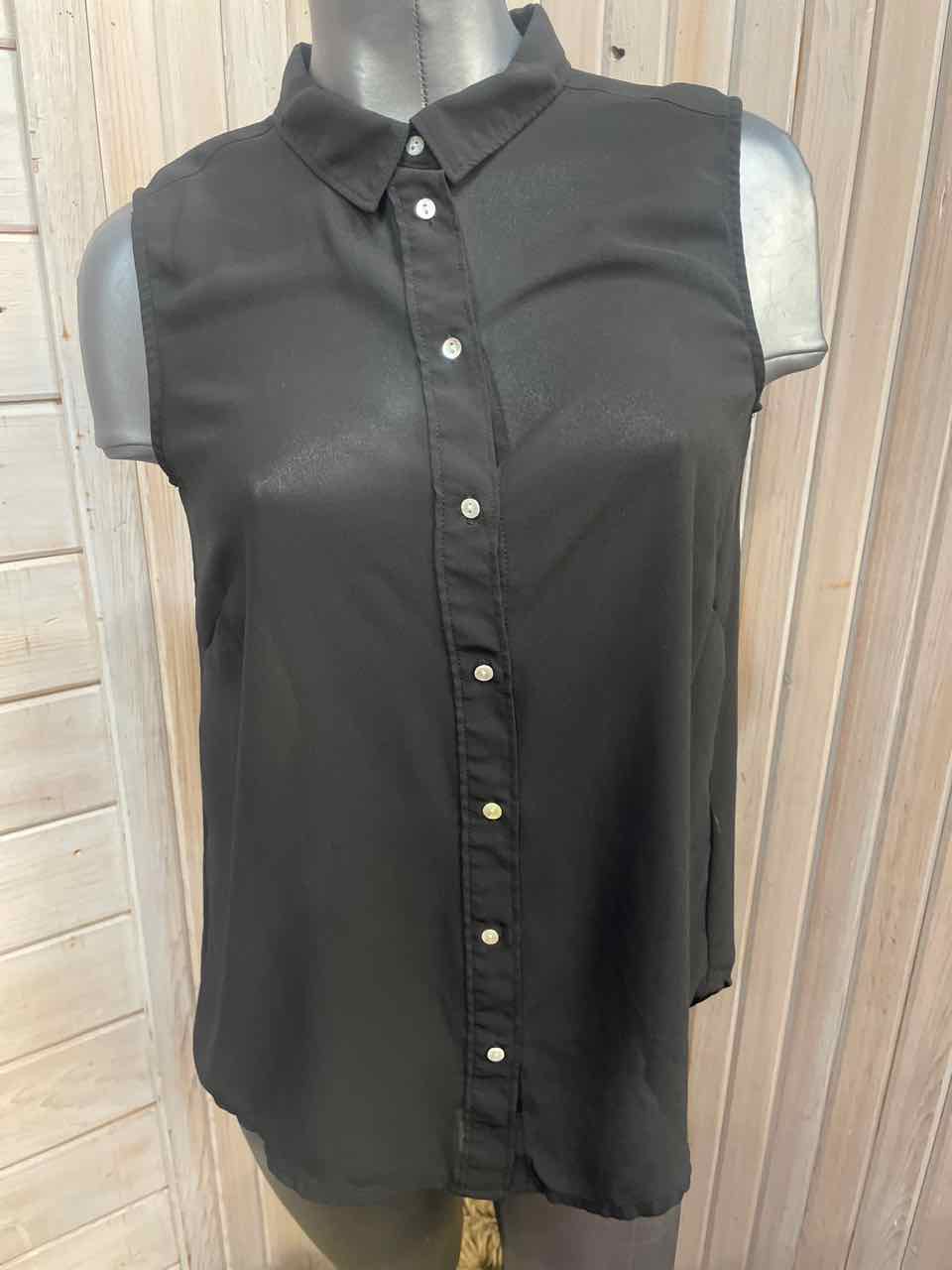 10 - H&M Sleeveless