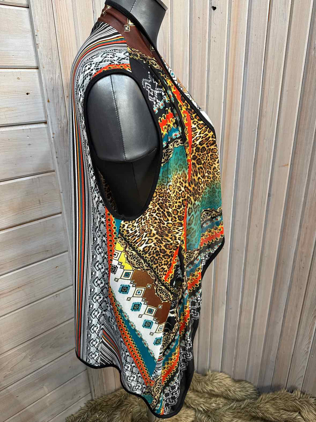 L - Radzoli Vest
