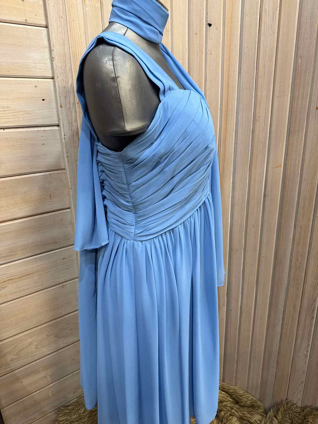 28 - Bill Levkoff Dress