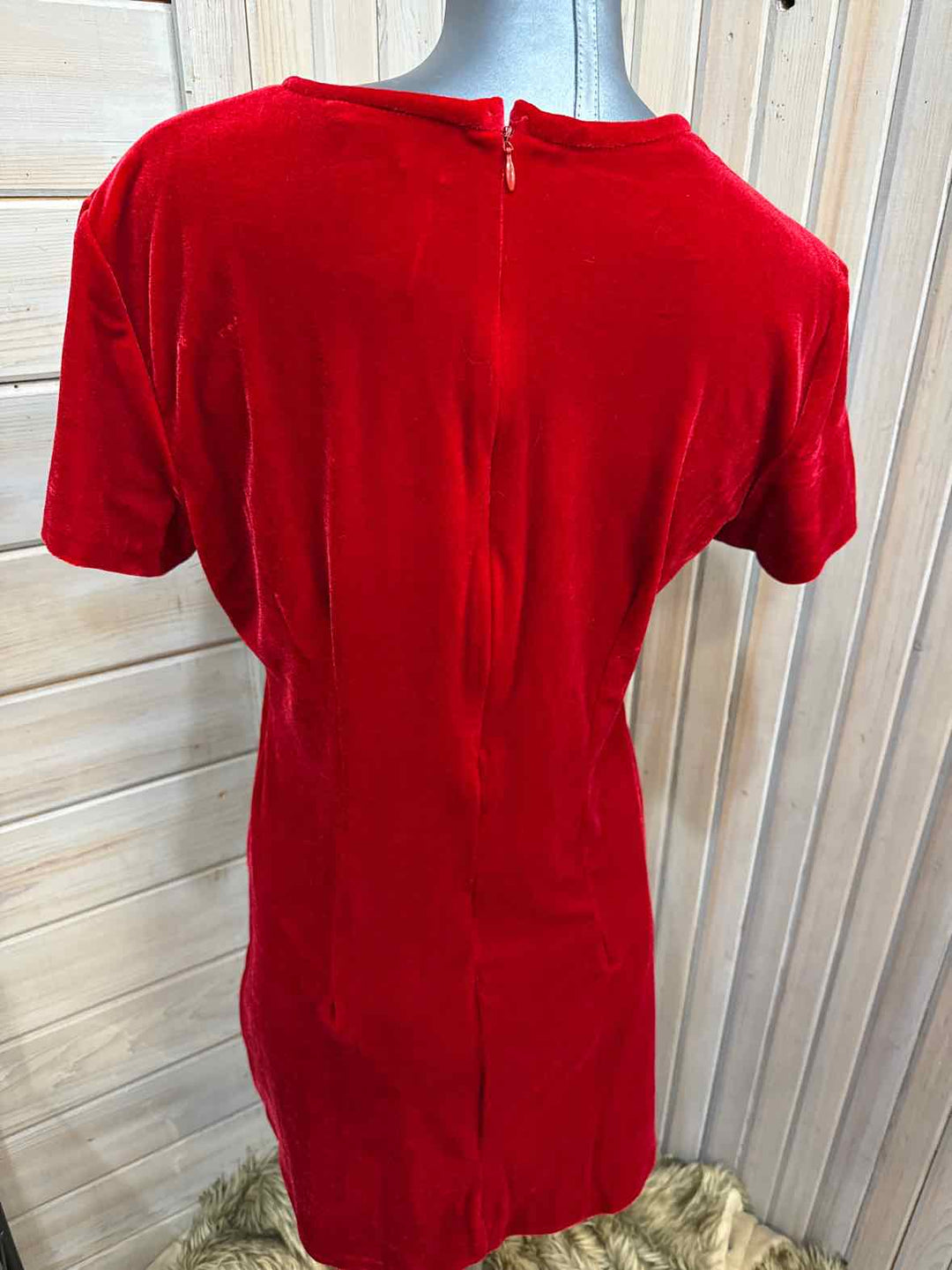 M - Jeffrey & Dara Dress