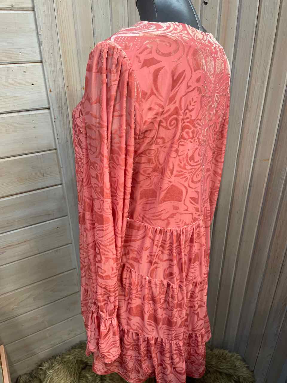 M - New In Dress