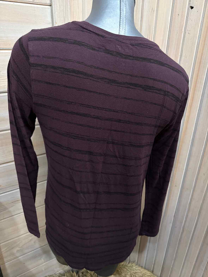 M - Apt. 9 Long Sleeve