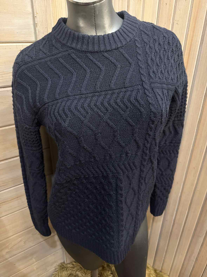 S - Time and Tru Sweater