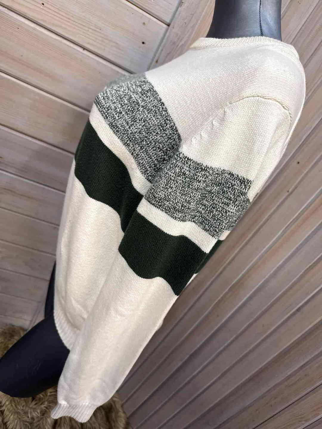 M - Izod Sweater