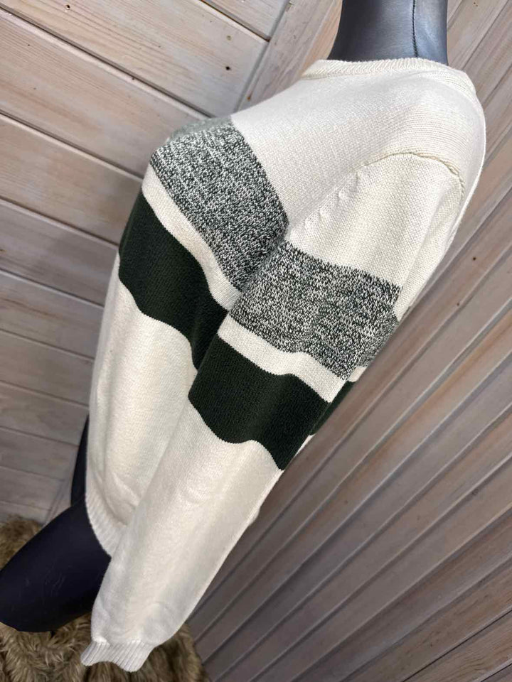M - Izod Sweater