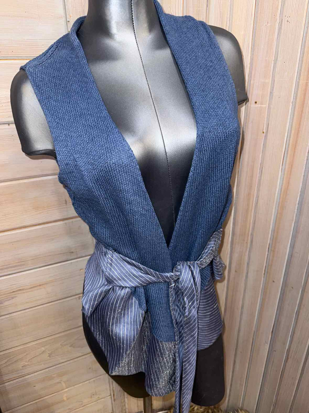 M - J.Jill Vest