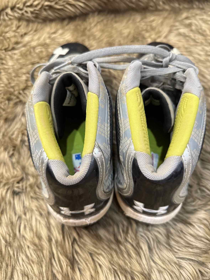 10.5 - Under Armour