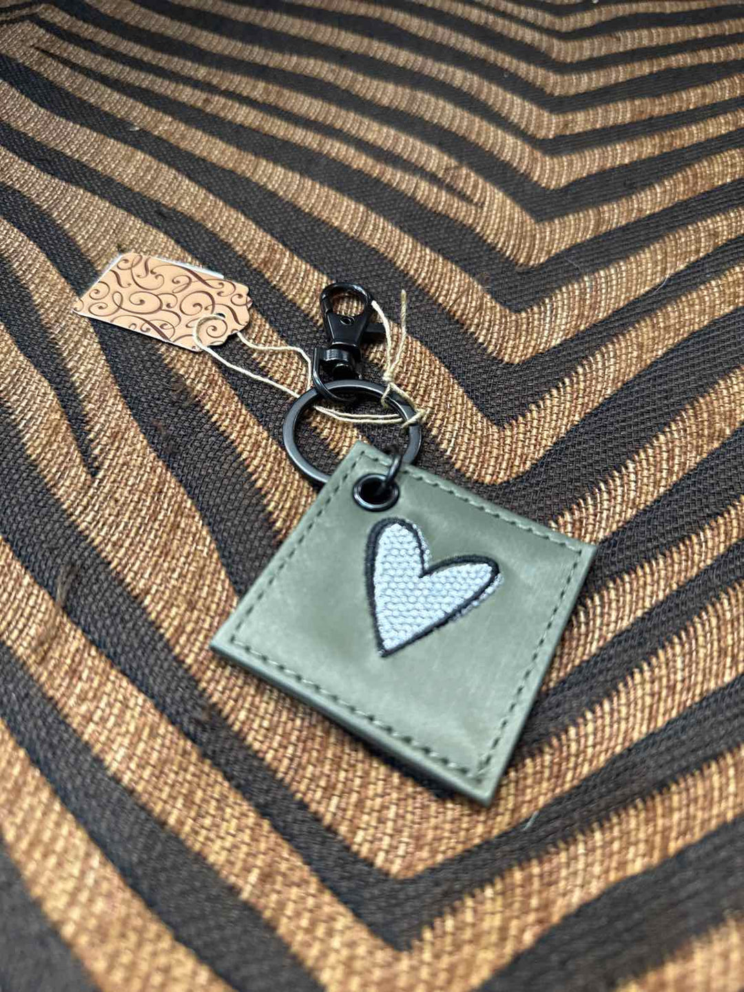 Accessories - Green Heart Keychain