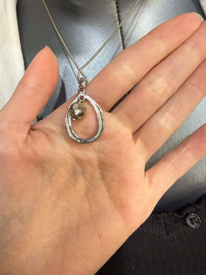 Jewelry - Lia Sophia Necklace