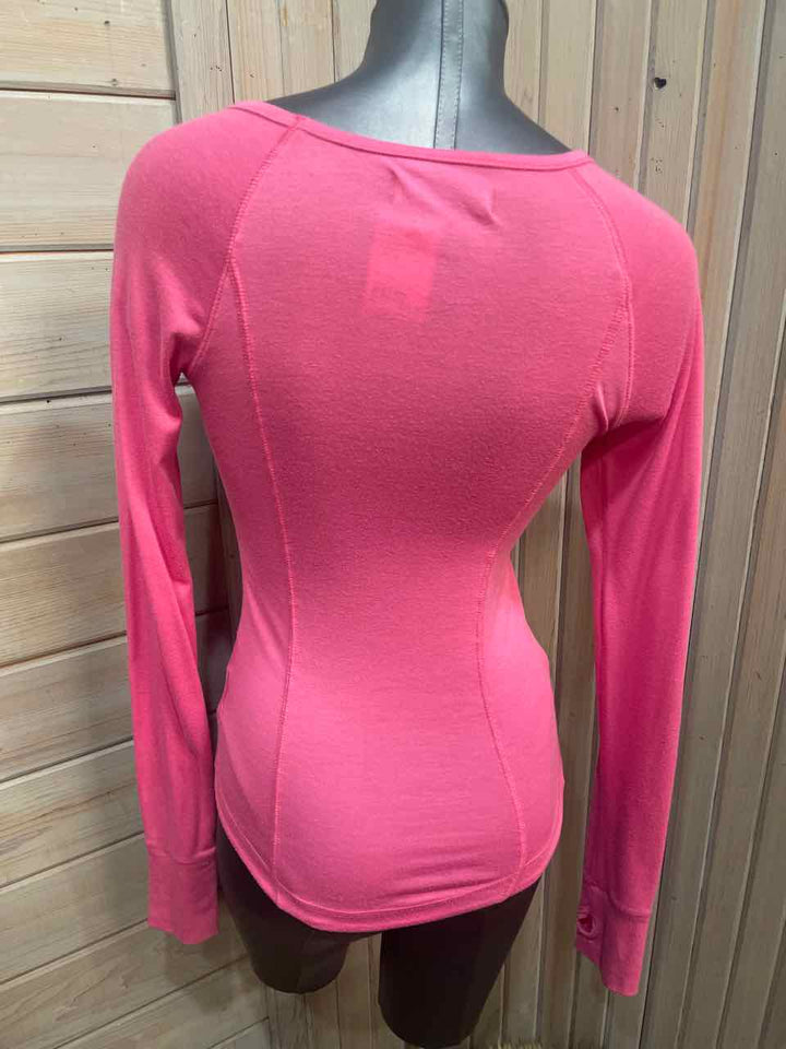 XS - Gilly Hicks Long Sleeve