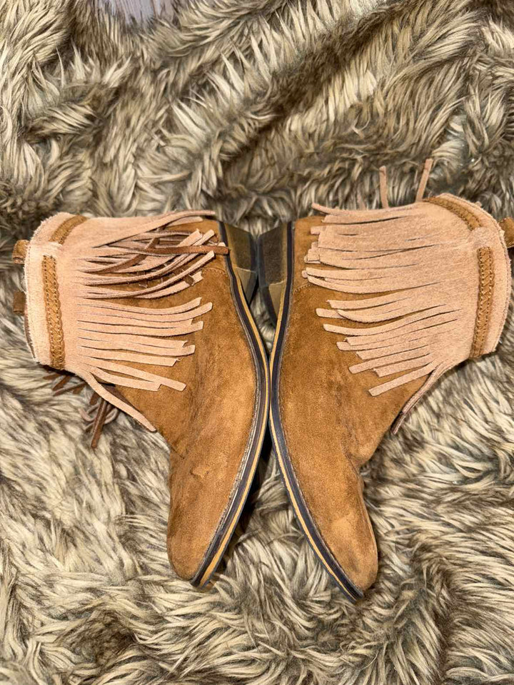 8 - Merona Boots