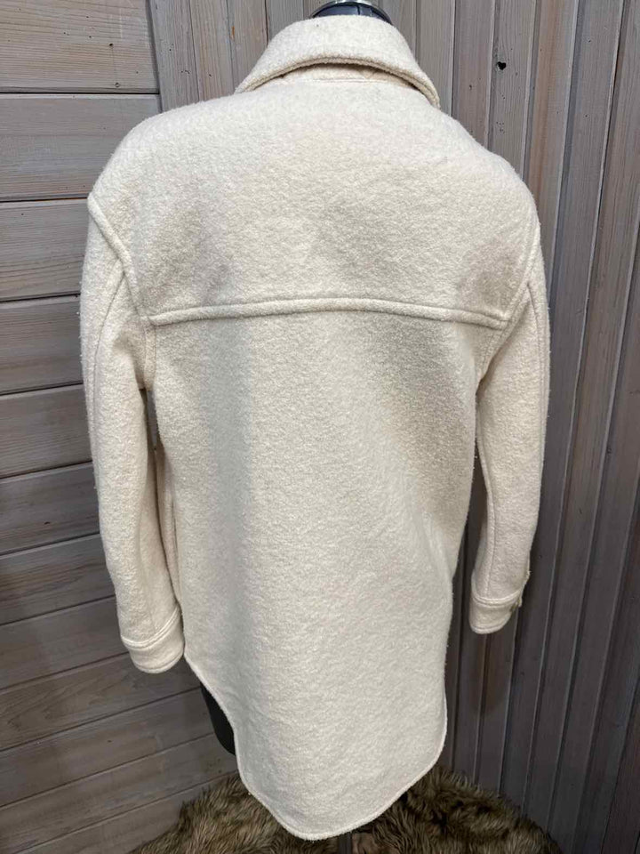 XS - Wilfred Shacket