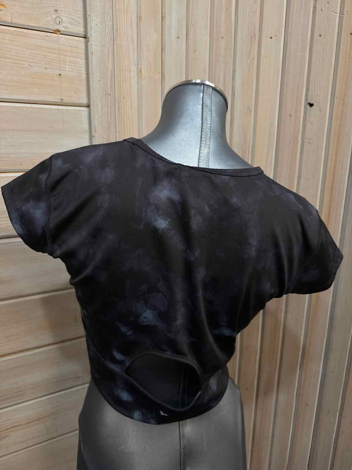 M - Old Navy Crop Top