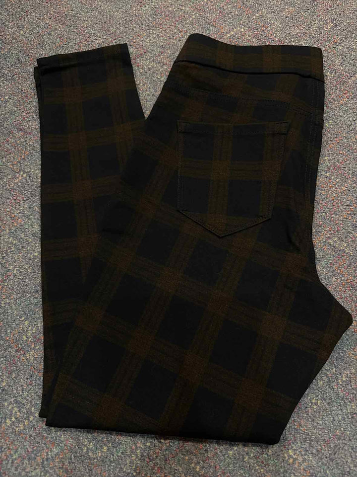 M - Nine West Pants