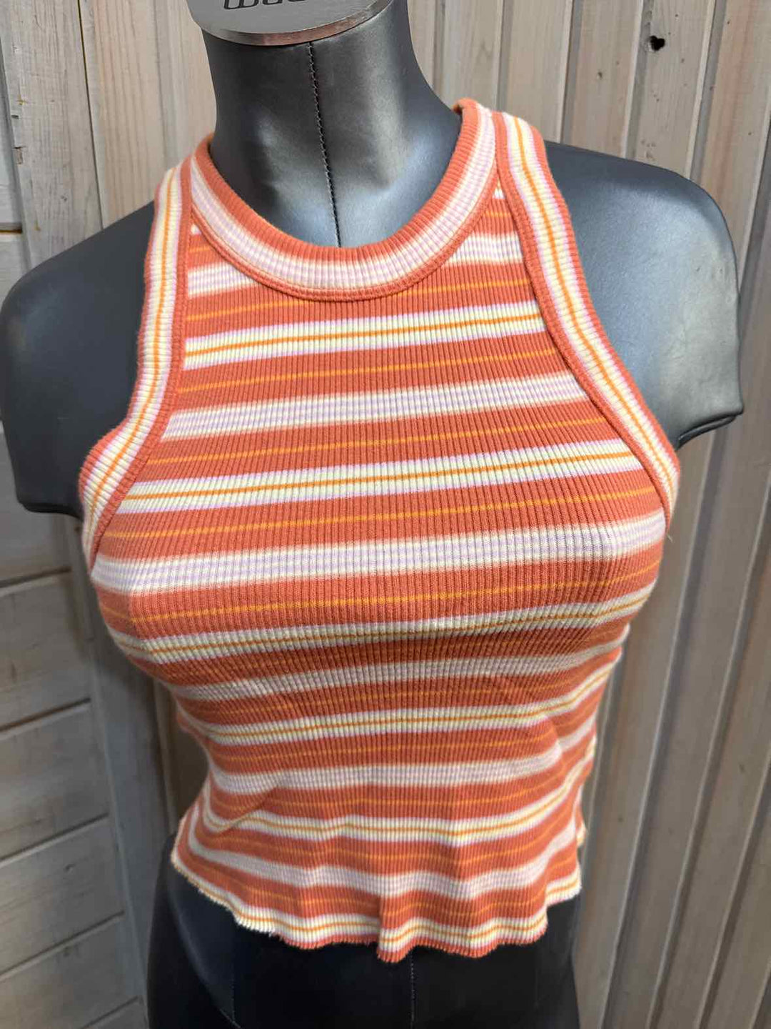 S - Aerie Tank