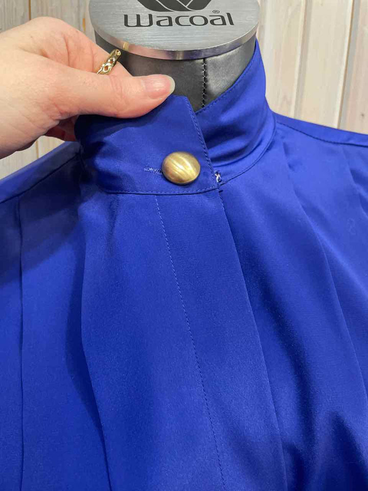 12 - Anne Klein Button Down